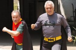 Antônio Fagundes e Stênio Garcia vestidos de Batman e Robin