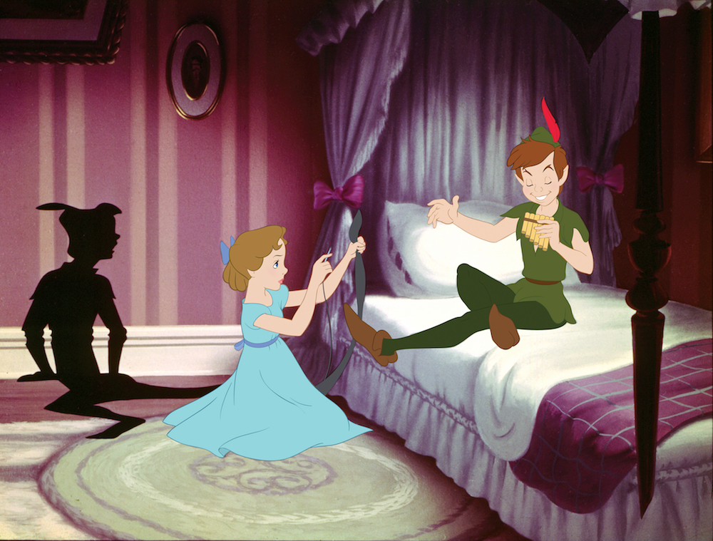 Wendy costurando a sombra de Peter Pan