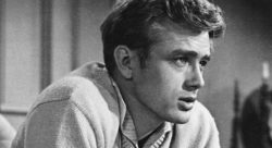 O ator, que nasceu em Indiana, em 8 de fevereiro de 1931, e morreu numa estrada da Califórnia, em 1955, virou um mito imagoi