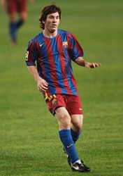Messi, com 18 anos, jogando contra o Málaga em 2005