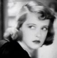 Bette Davis em 1937, no filme Marked Woman.