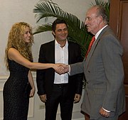 Shakira, Alejandro Sanz e Juan Carlos da Espanha durante a Cúpula Ibero-Americana do El Salvador.
