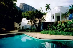 A antiga residência da família no Rio é atualmente uma das sedes do IMS – e sem dúvida a mais charmosa
