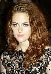 Kristen em 2012, na premiere da Saga Crepúsculo Amanhecer Parte 1, em Londres.