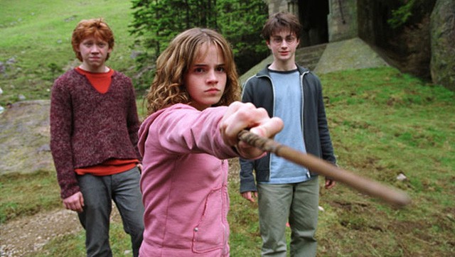 Hermione com a varinha